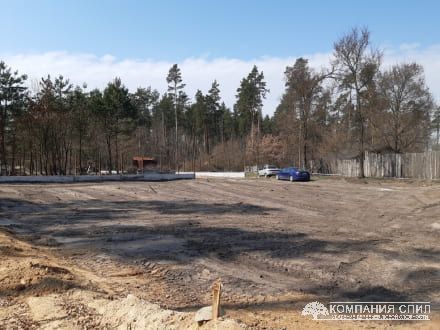 Очищення ділянки екскаватором