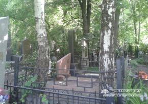 Видалення дерев на цвинтарі
